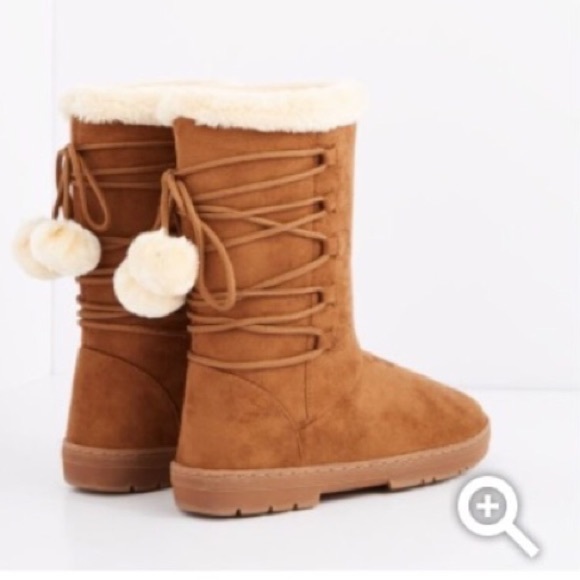 NEW! ⛄️ LAST ONE! VEGAN SUEDE SHEARLING BOOTS 6/7 - Picture 2 of 7
